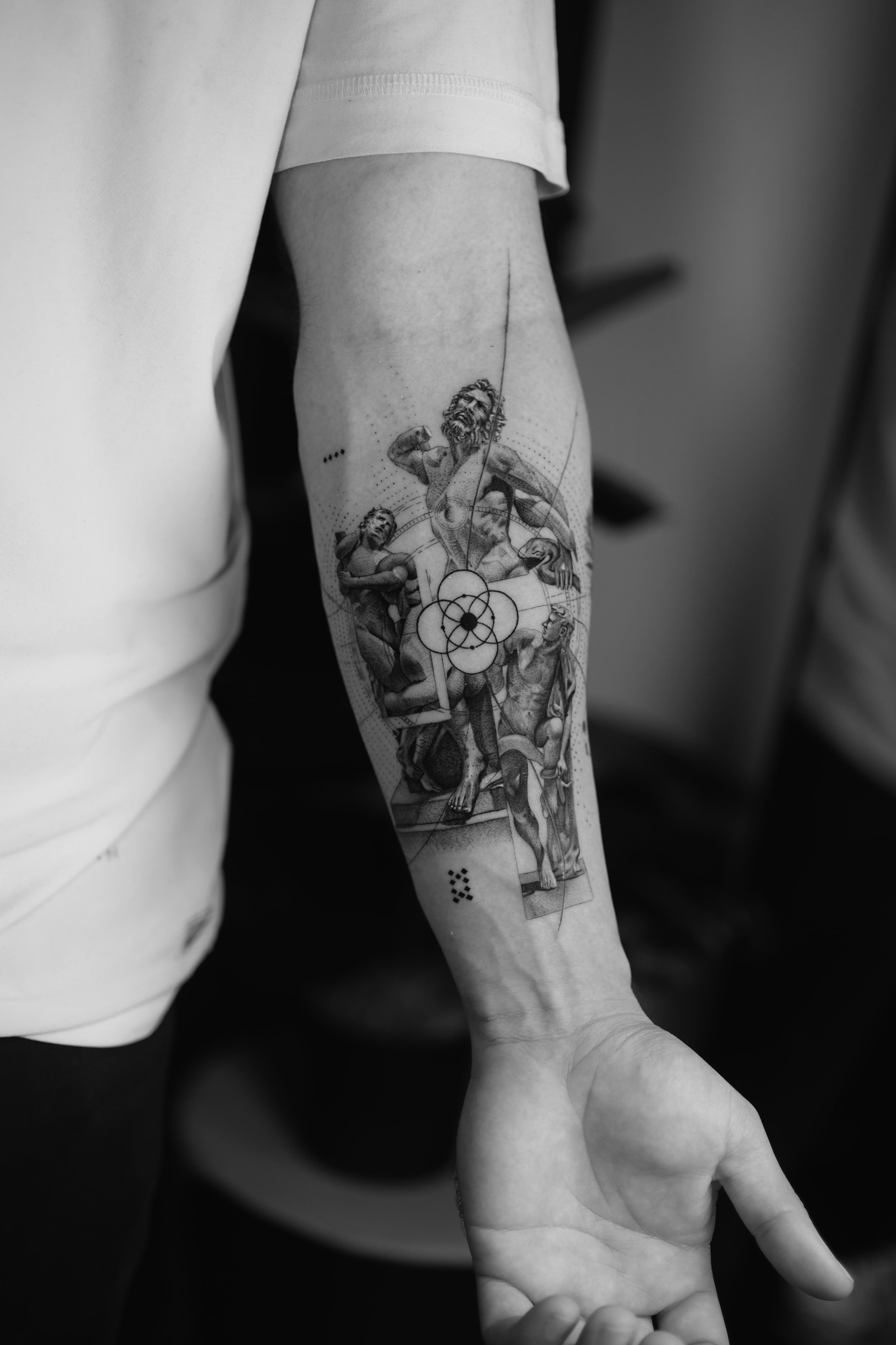 Fine Line tattoo by Ali